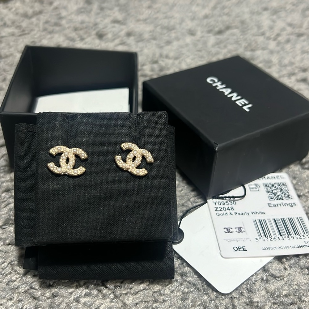 Chanel CC Studs